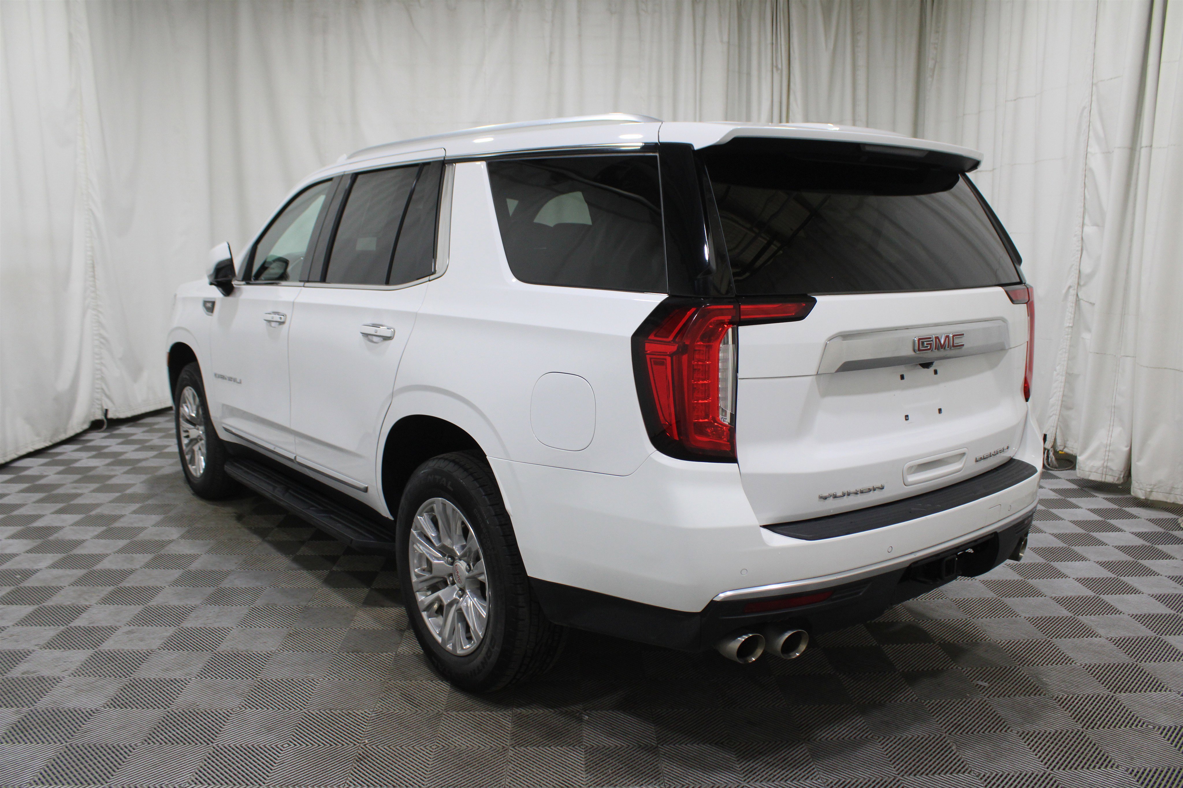 Used 2024 GMC Yukon Denali image 40