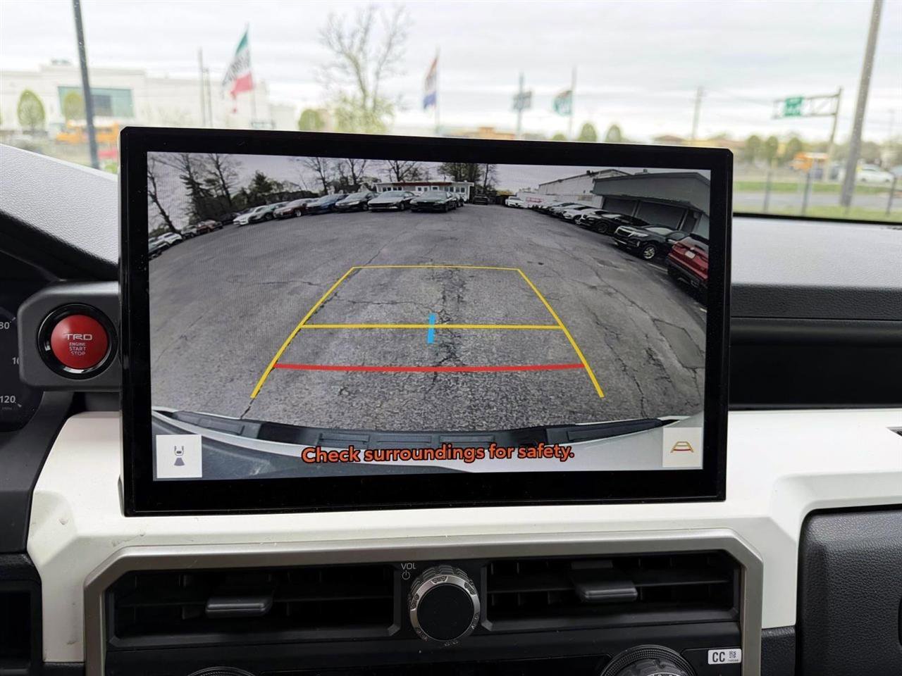 Used 2024 Toyota Tacoma TRD Off-Road AWD/4WD image 21