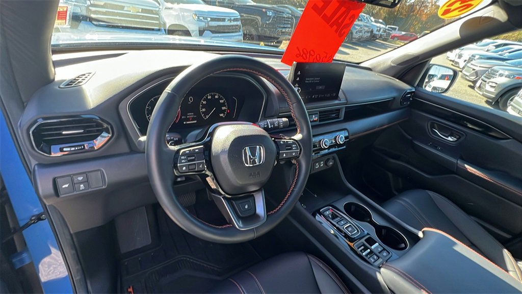 Used 2025 Honda Pilot TrailSport image 23