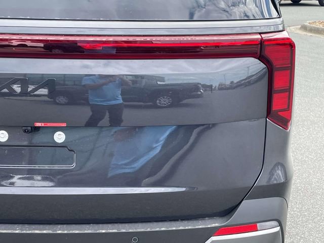 New 2026 Kia Carnival SX w/ SX Dark Edition Package image 11
