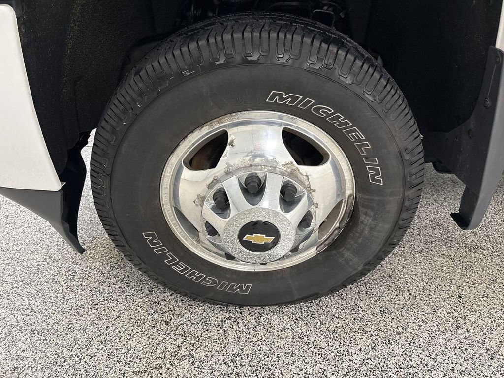 Used 2017 Chevrolet Silverado 3500 LTZ w/ Duramax Plus Package image 16