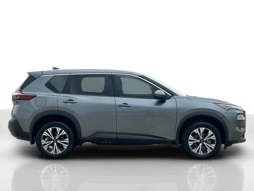 Used 2023 Nissan Rogue SV image 4