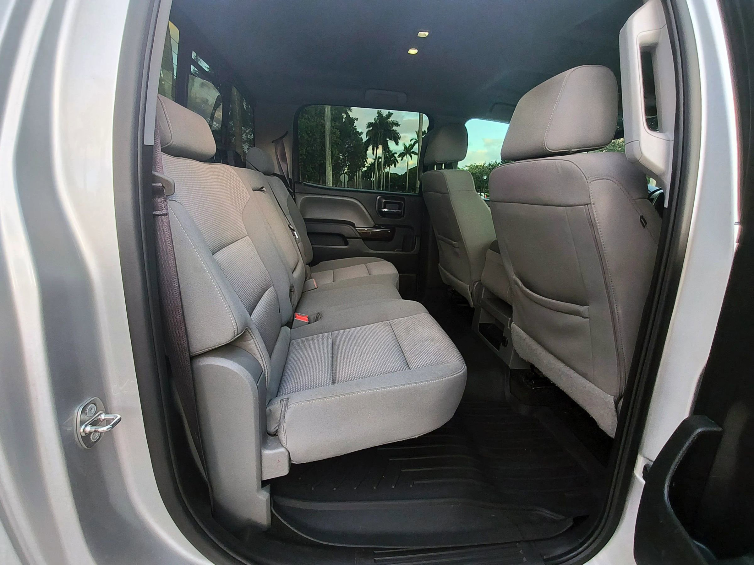 Used 2017 GMC Sierra 1500 SLE w/ SLE Value Package image 34