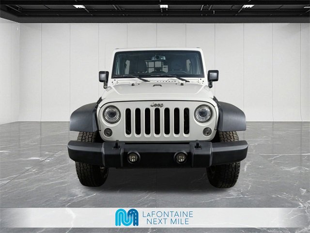 Used 2017 Jeep Wrangler Unlimited Rubicon w/ Connectivity Group image 8