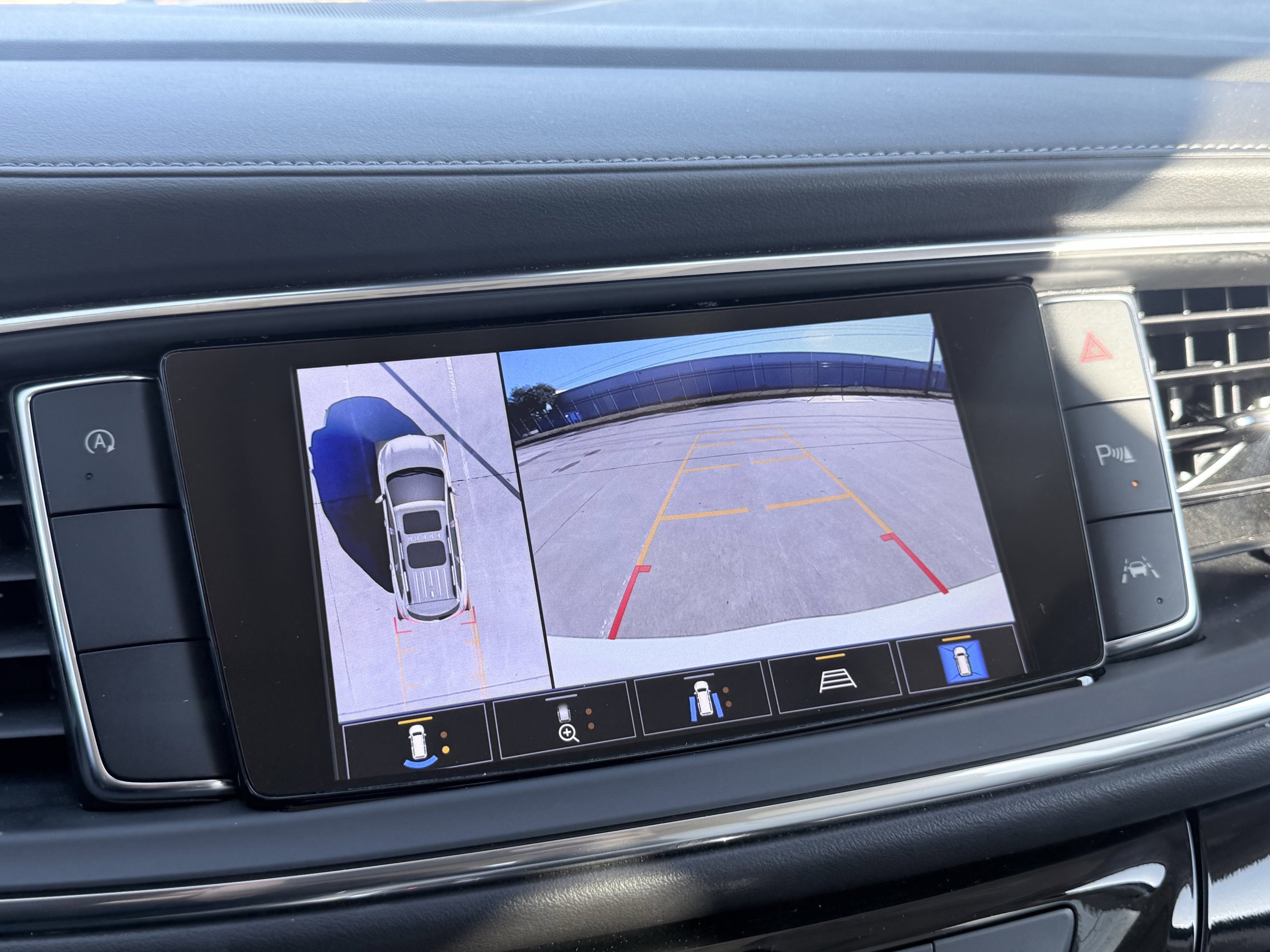 Used 2024 Buick Enclave Avenir w/ LPO, Hit The Road Package image 86