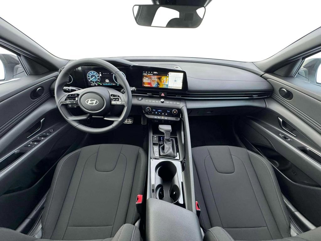 New 2025 Hyundai Elantra SEL image 20
