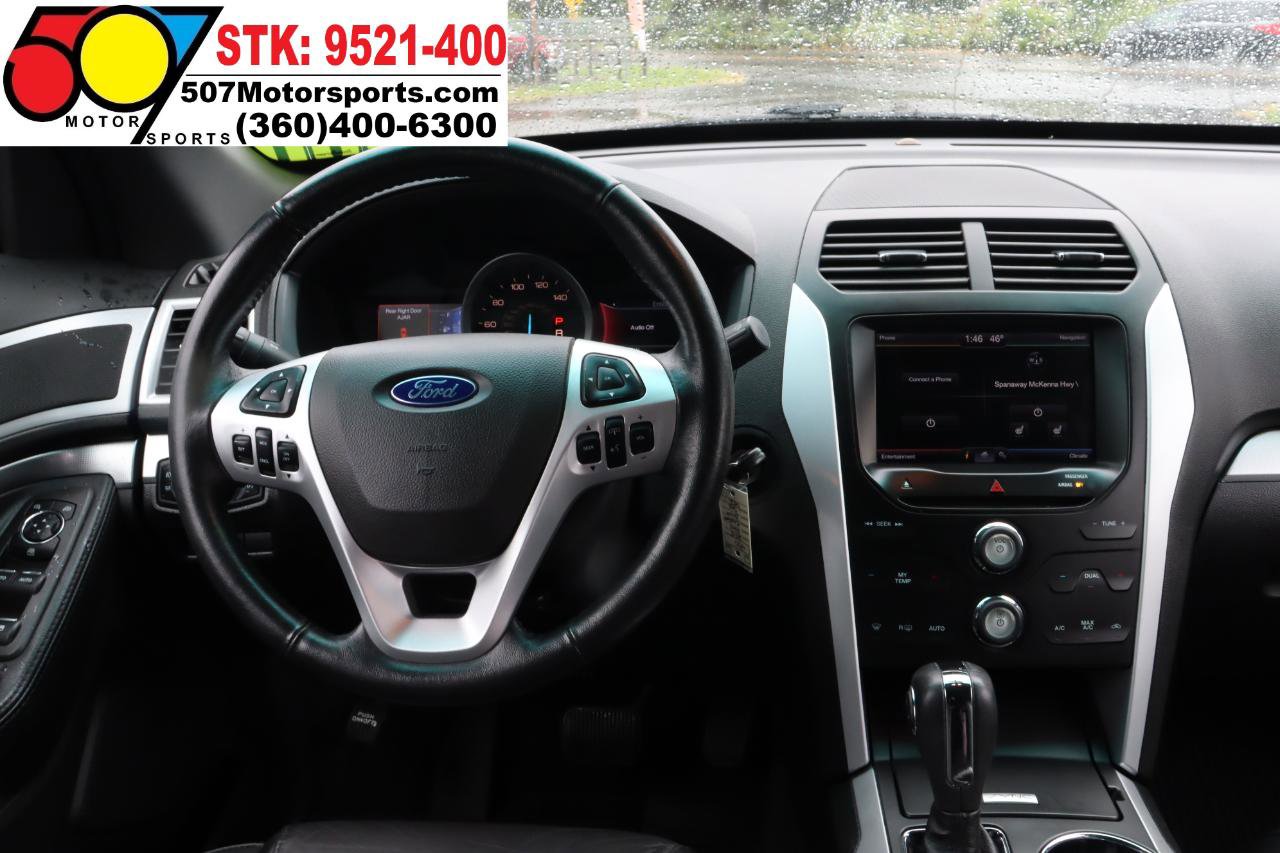 Used 2015 Ford Explorer XLT w/ Equipment Group 202A AWD/4WD image 18