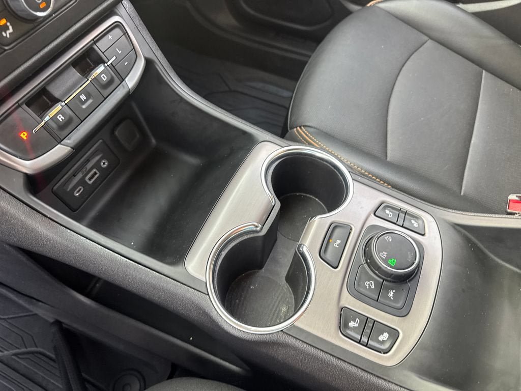 Used 2024 GMC Terrain AT4 w/ Infotainment Package II AWD/4WD image 21