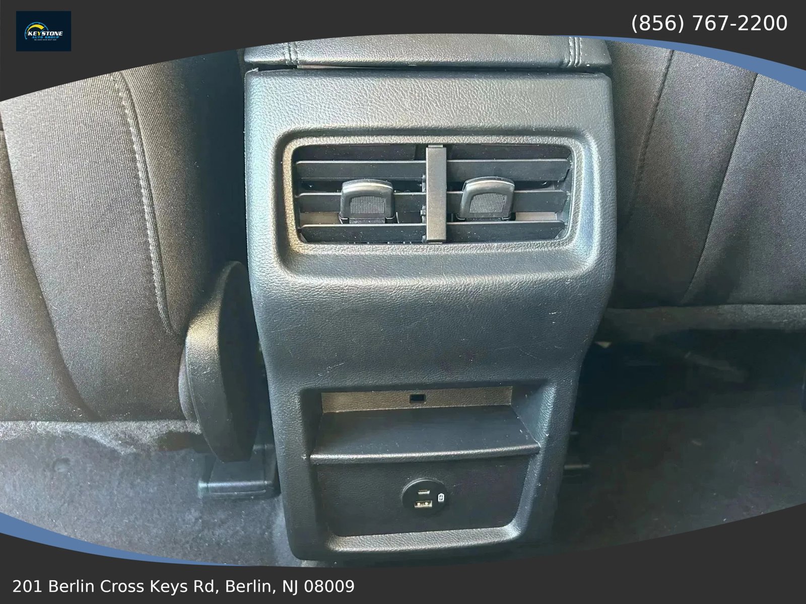 Used 2021 Ford Edge SE FWD image 21