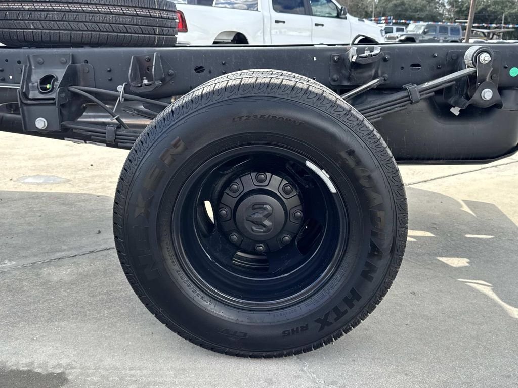 New 2026 RAM 3500 Tradesman image 9