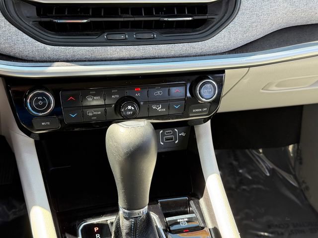 Used 2022 Jeep Compass Latitude w/ Convenience Group AWD/4WD image 18