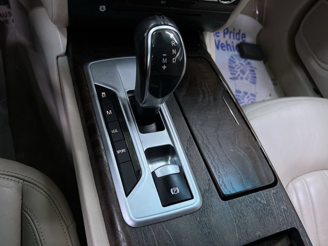 Used 2015 Maserati Ghibli RWD image 24