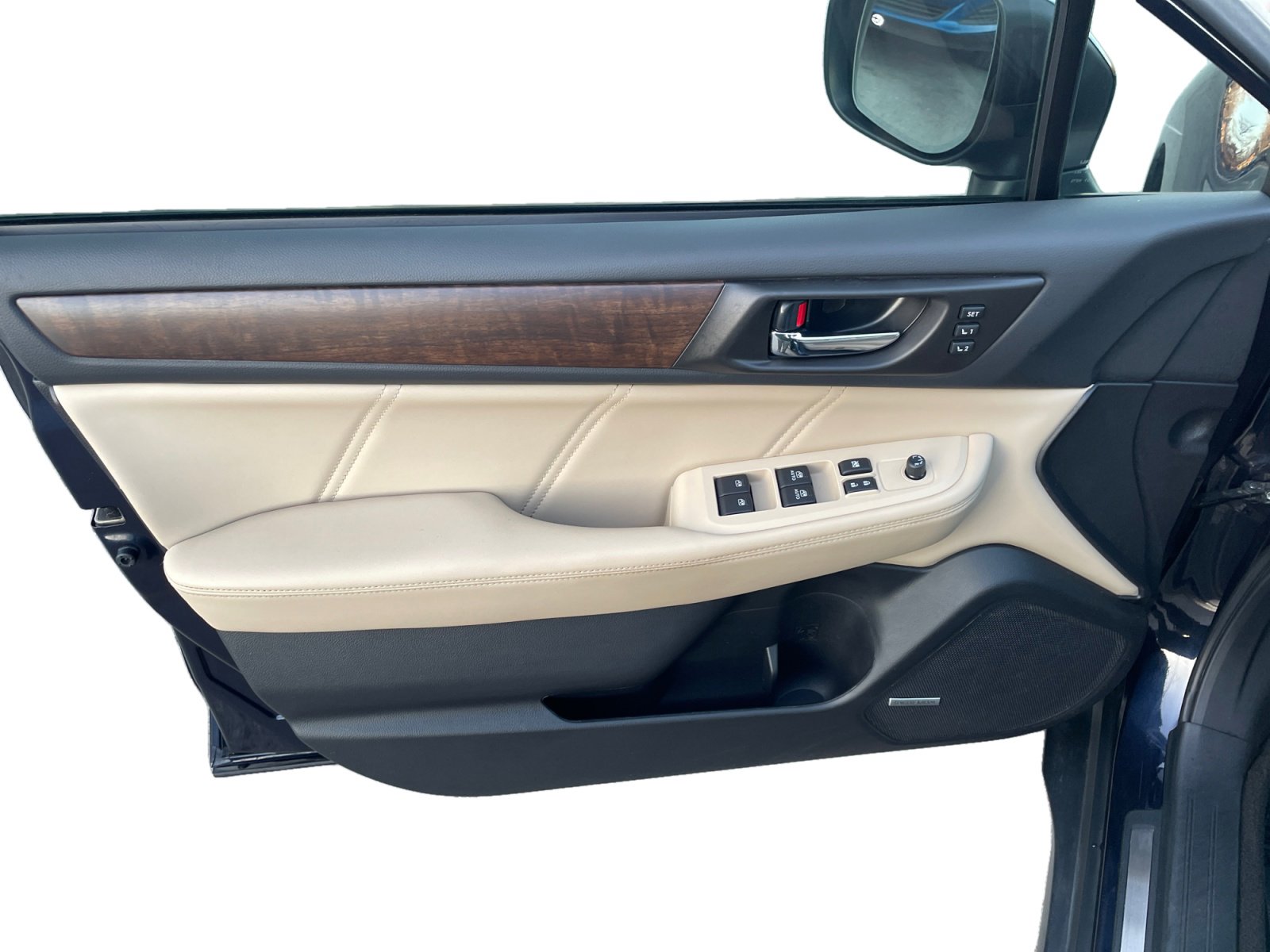 Used 2018 Subaru Outback 3.6R Limited image 21