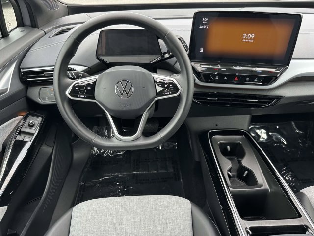Used 2023 Volkswagen ID.4 2WD image 3