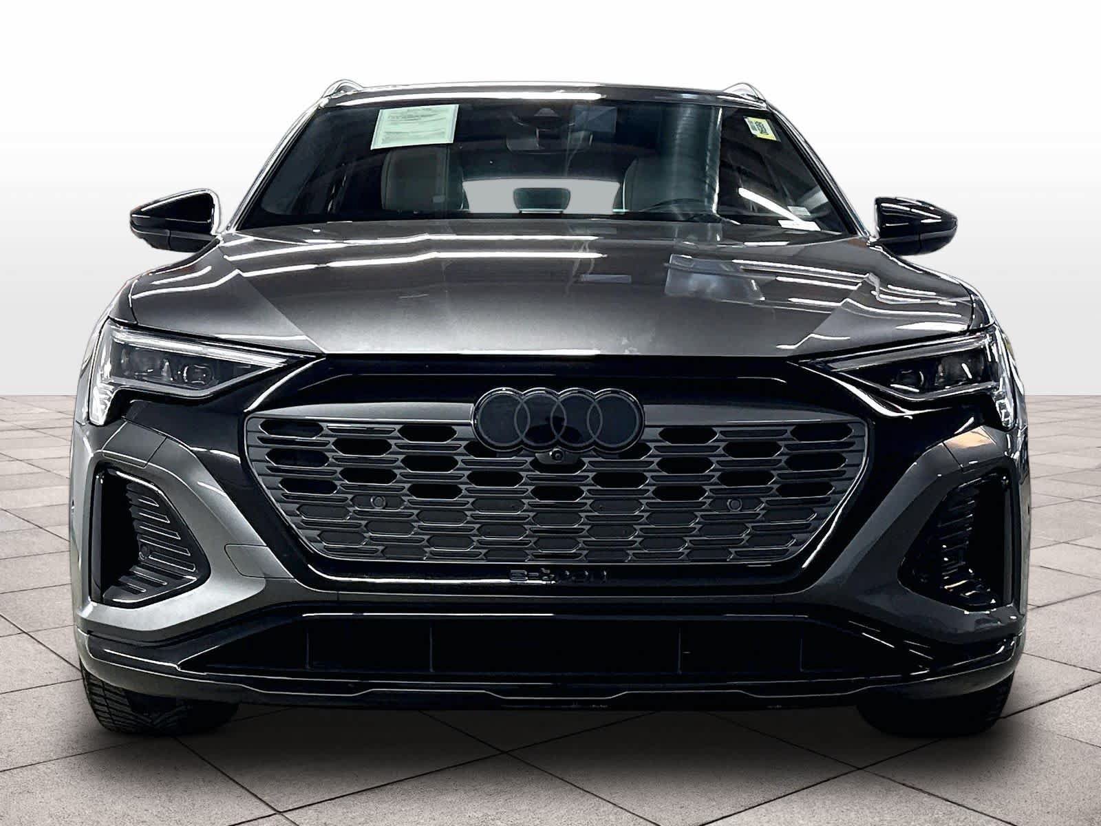 Used 2024 Audi Q8 e-tron Premium Plus AWD/4WD image 6