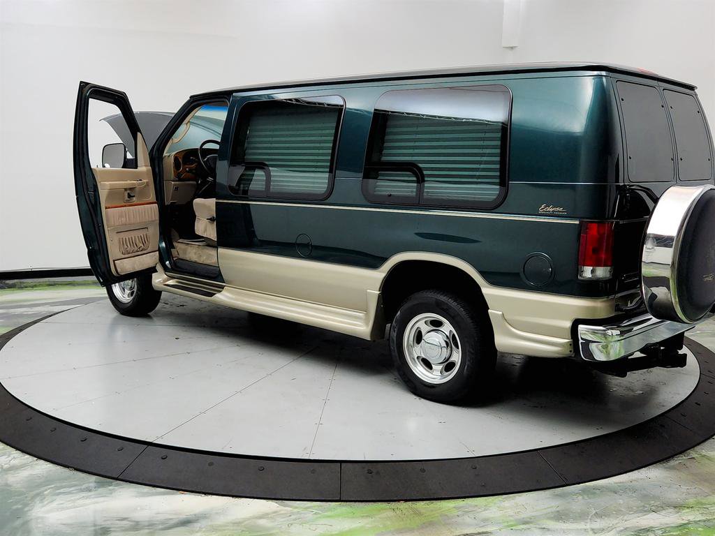 Used 2008 Ford E-150 and Econoline 150 image 12