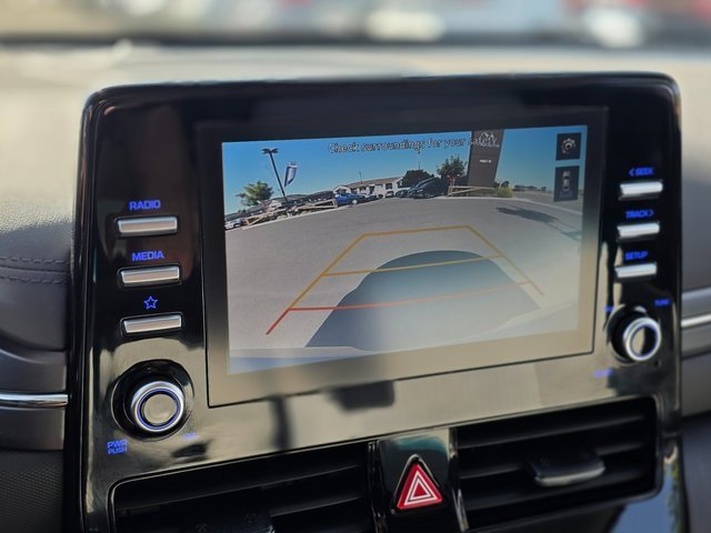 Used 2022 Hyundai Ioniq SEL image 28