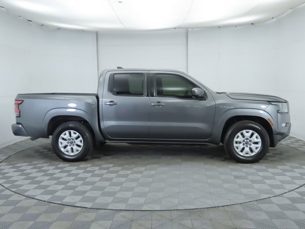 Used 2022 Nissan Frontier SV image 4