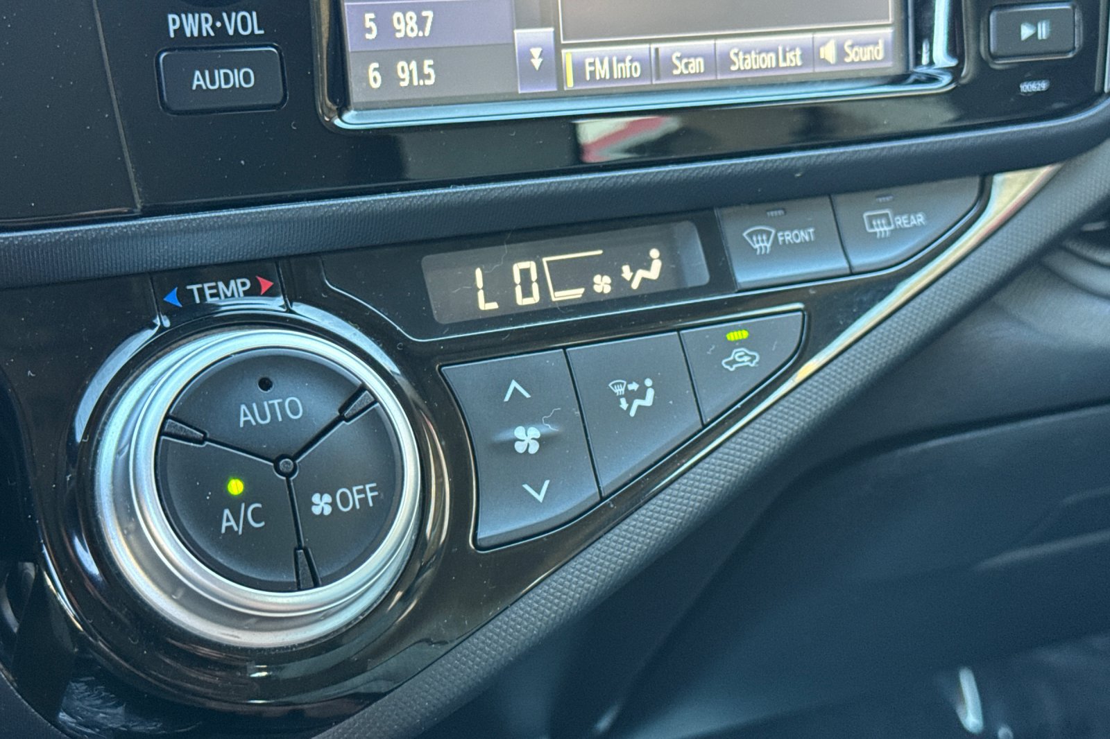 Used 2017 Toyota Prius C One FWD image 20