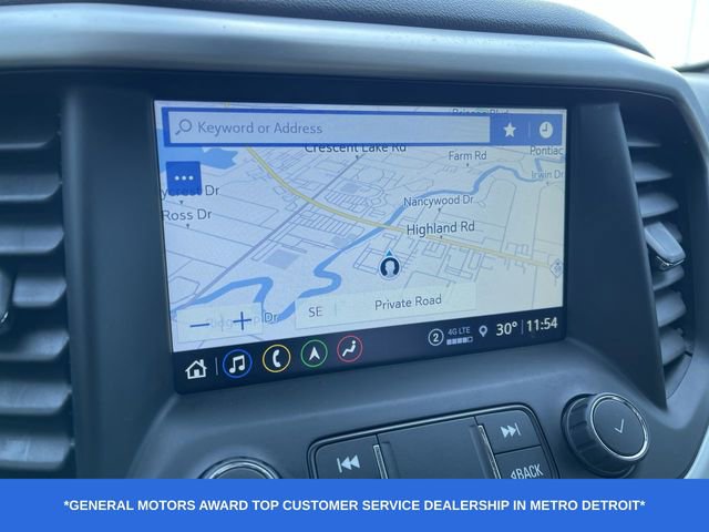 Used 2023 GMC Acadia SLE image 15