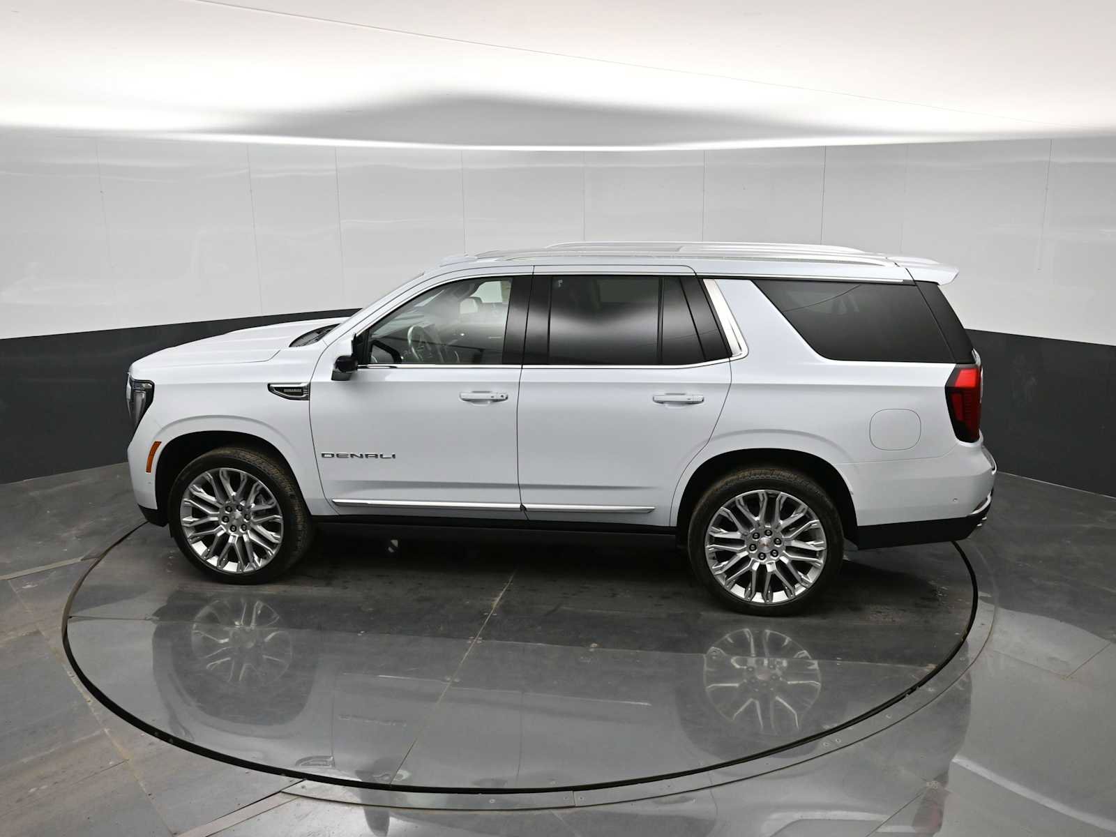 New 2026 GMC Yukon Denali image 25