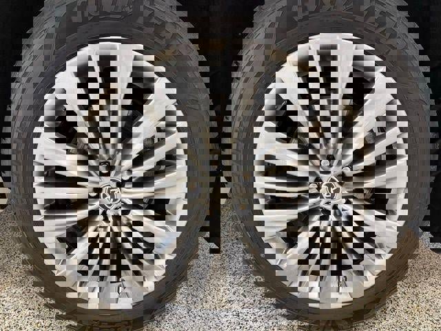 Used 2021 Toyota Highlander Platinum image 32