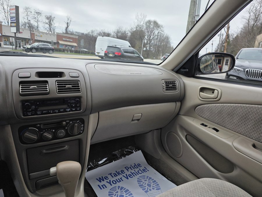 Used 2000 Toyota Corolla VE image 11