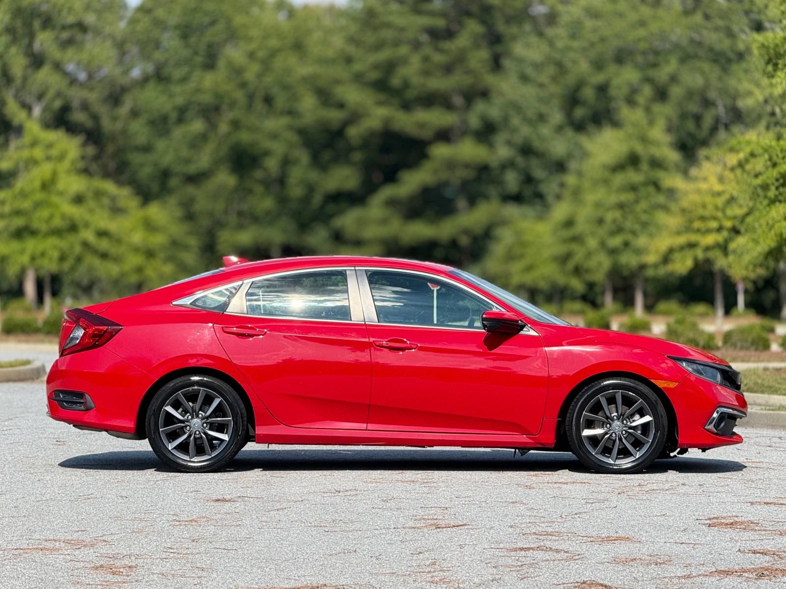 Used 2020 Honda Civic EX image 12