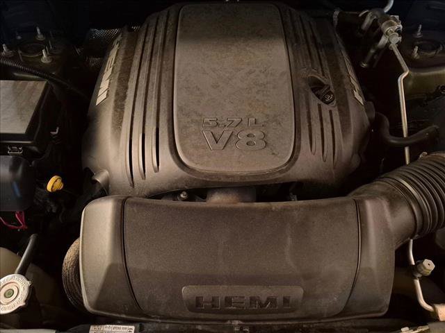 Used 2019 Dodge Durango R/T w/ Technology Group AWD/4WD image 16