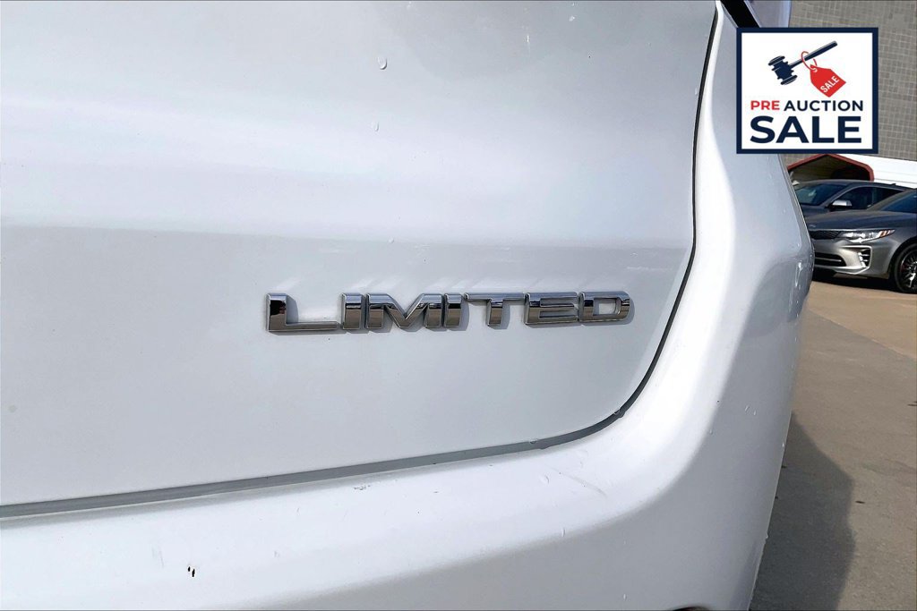 Used 2025 Jeep Compass Limited AWD/4WD image 8