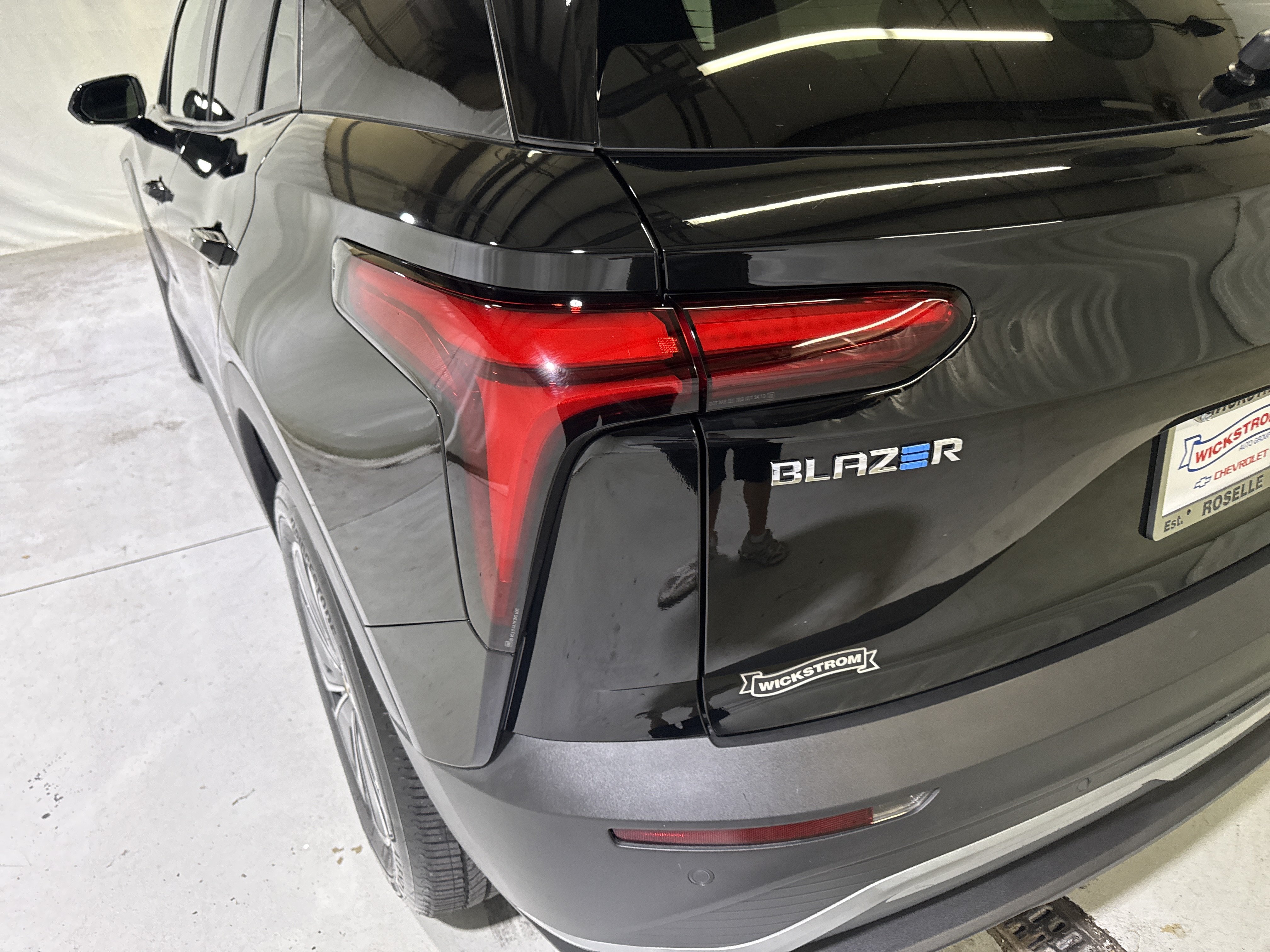 Certified 2024 Chevrolet Blazer EV LT AWD/4WD image 10