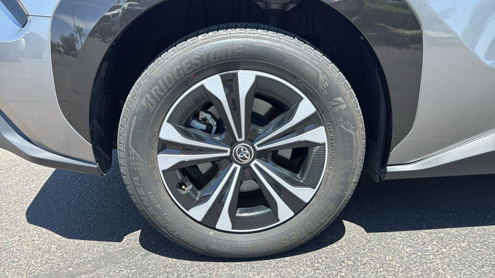 Certified 2023 Toyota bZ4X XLE image 6