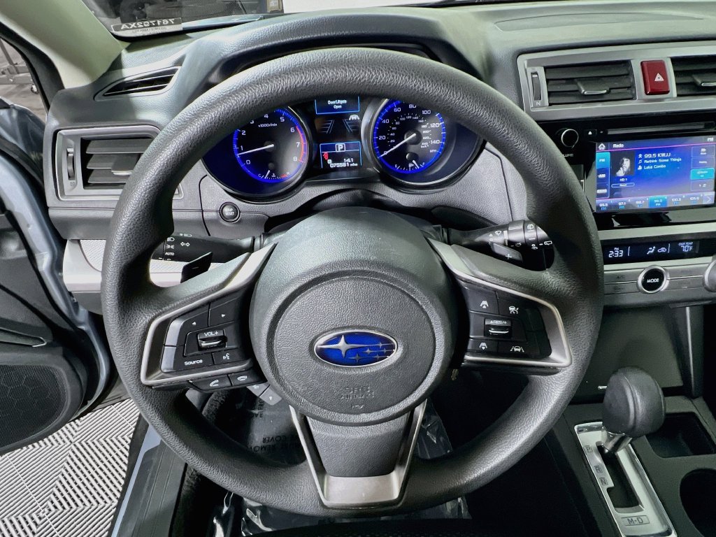 Used 2019 Subaru Outback 2.5i AWD/4WD image 10