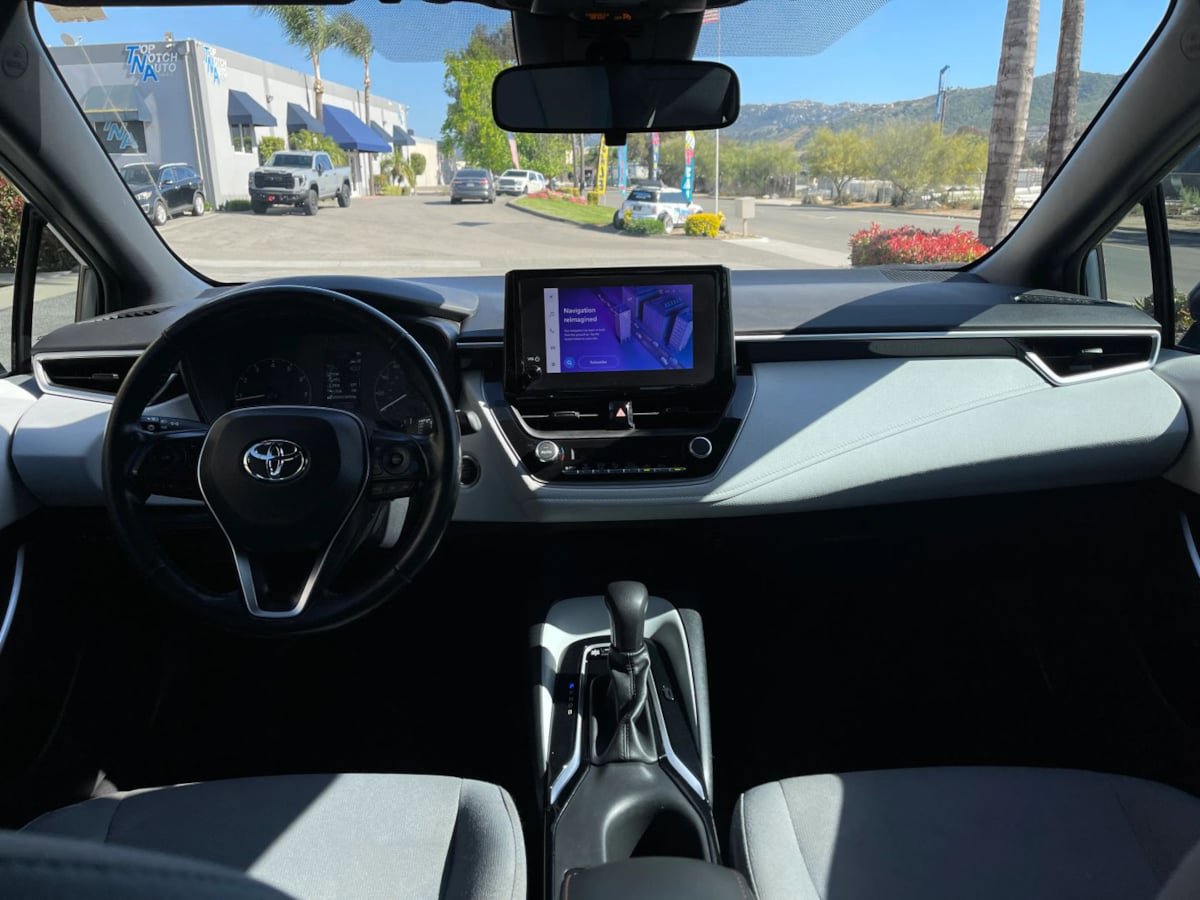 Used 2023 Toyota Corolla SE FWD image 12
