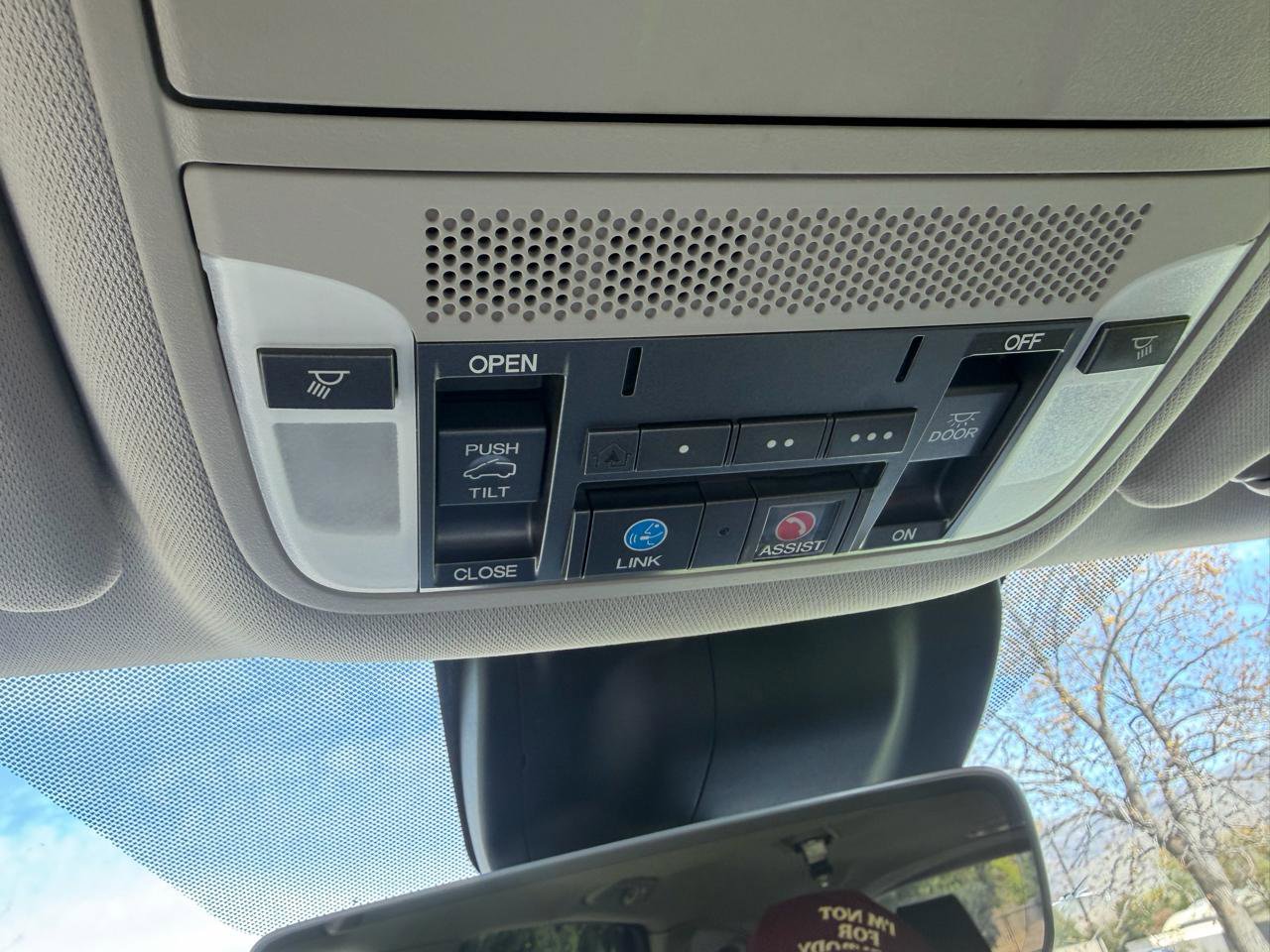 Used 2017 Acura MDX SH-AWD w/ Technology Package image 18