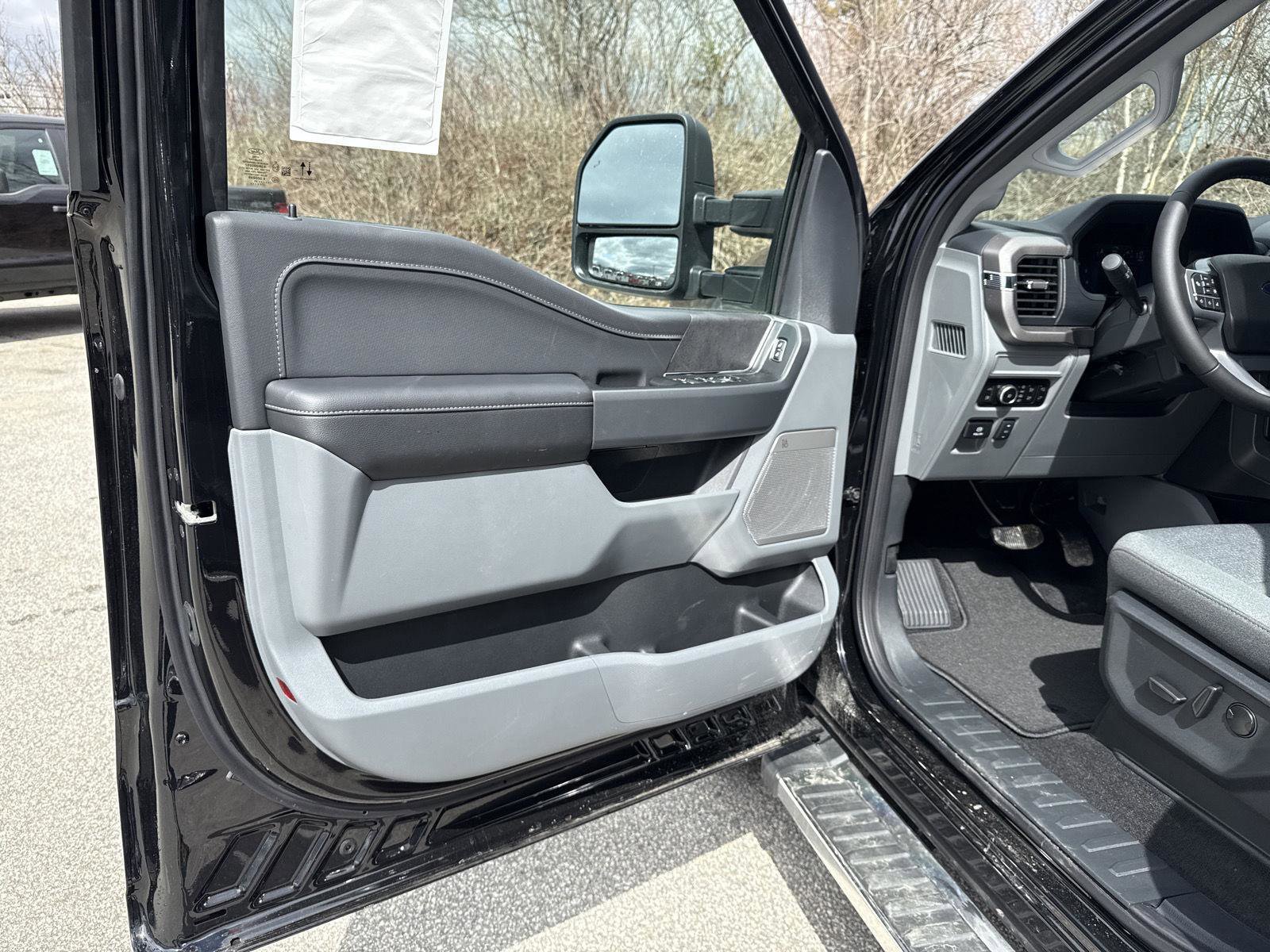 New 2025 Ford F150 XLT w/ Equipment Group 303A High image 12