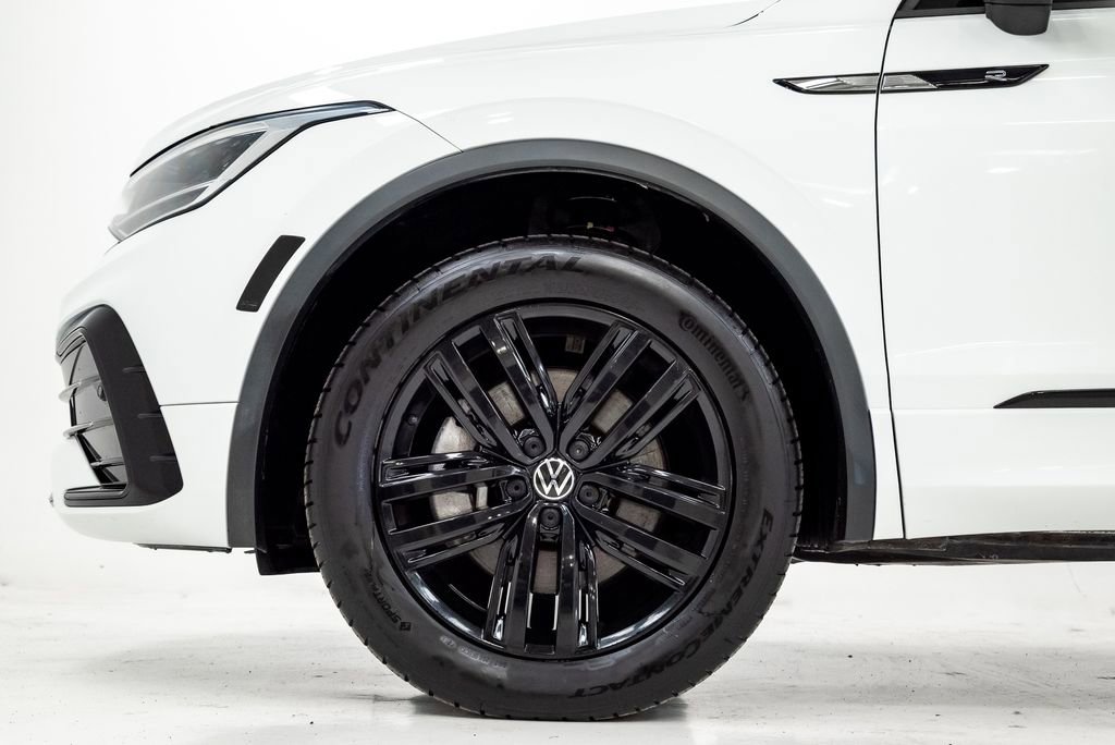 Used 2022 Volkswagen Tiguan SE R-Line image 27