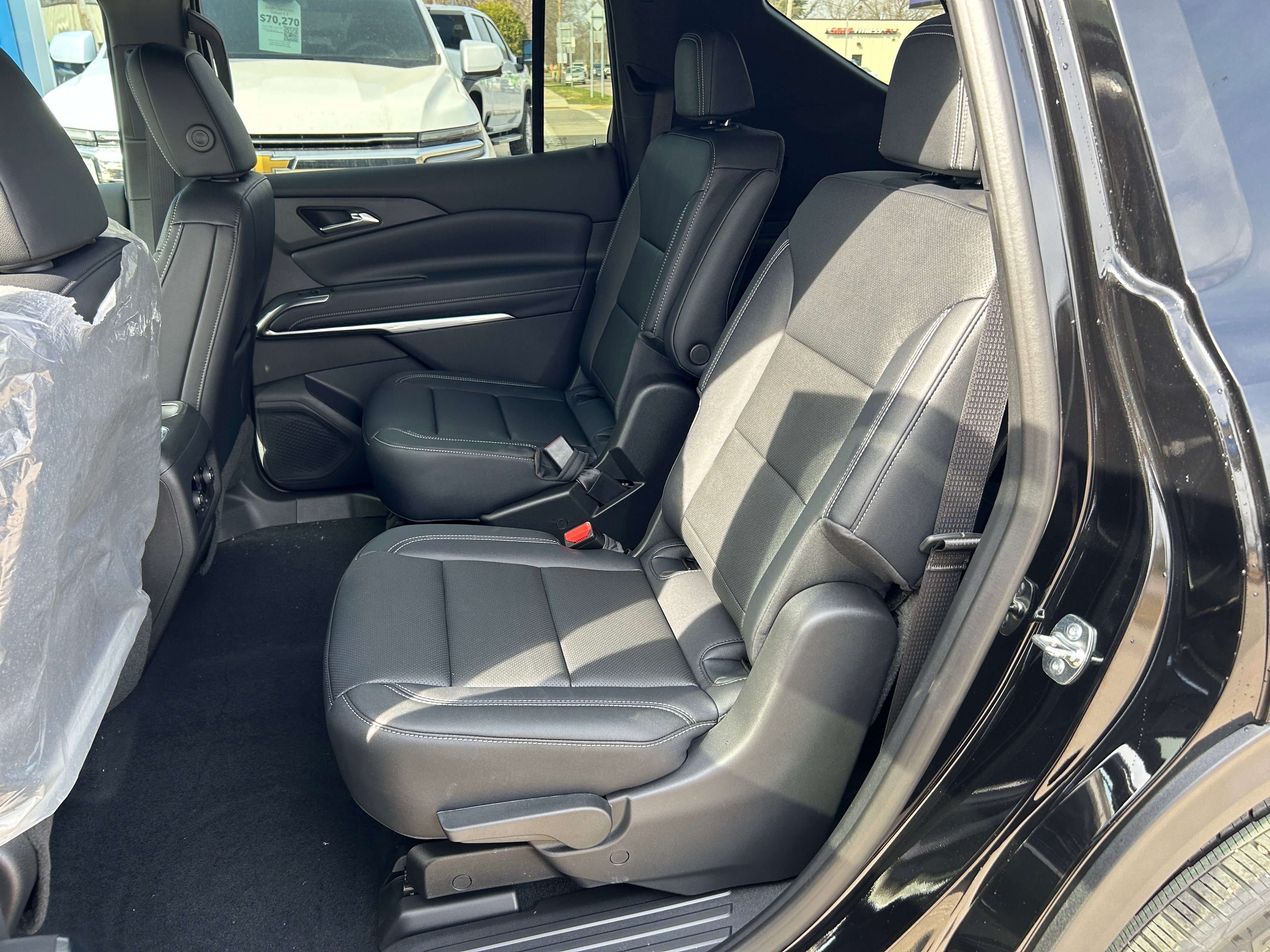 New 2026 Chevrolet Traverse LT w/ Midnight/Sport Edition AWD/4WD image 31