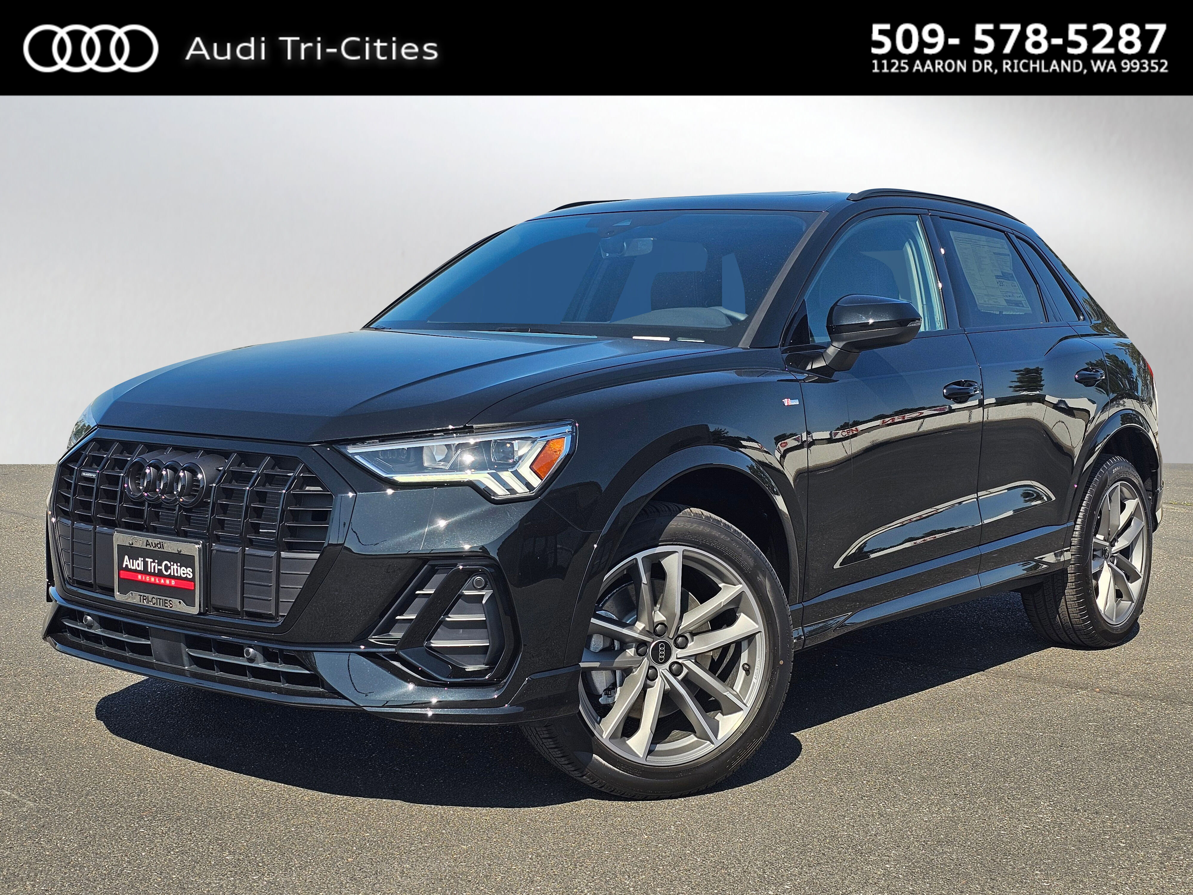 New 2025 Audi Q3 2.0T Premium image 1