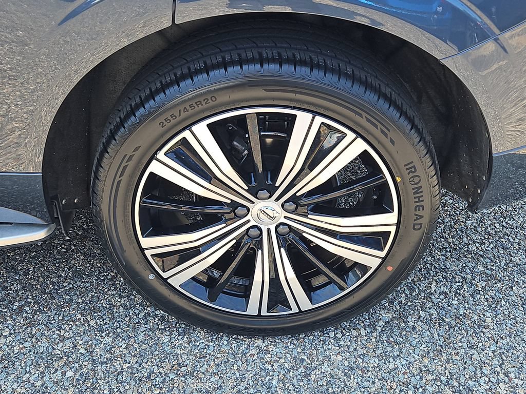 Used 2022 Volvo XC60 B5 Inscription w/ Climate Package AWD/4WD image 8