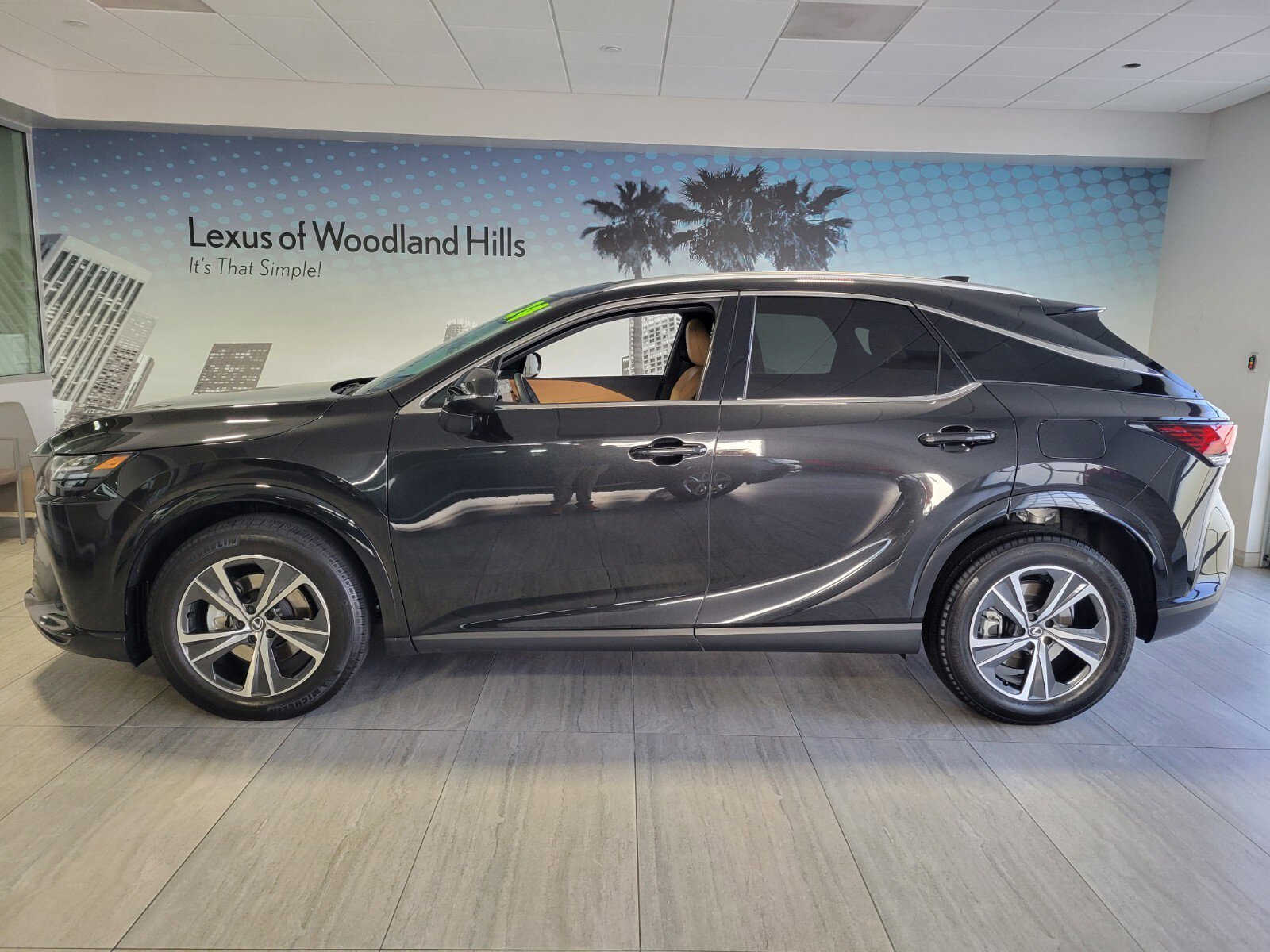 Certified 2025 Lexus RX 350 FWD image 2