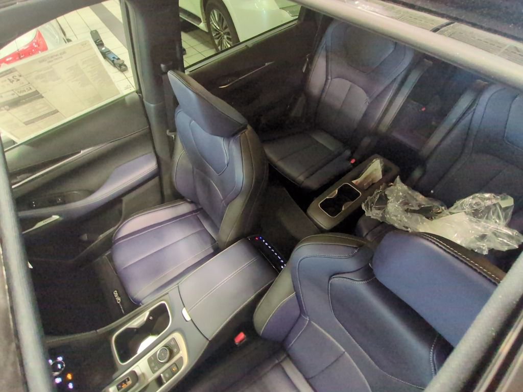New 2026 INFINITI QX60 Sport w/ Dark Cargo Package image 8