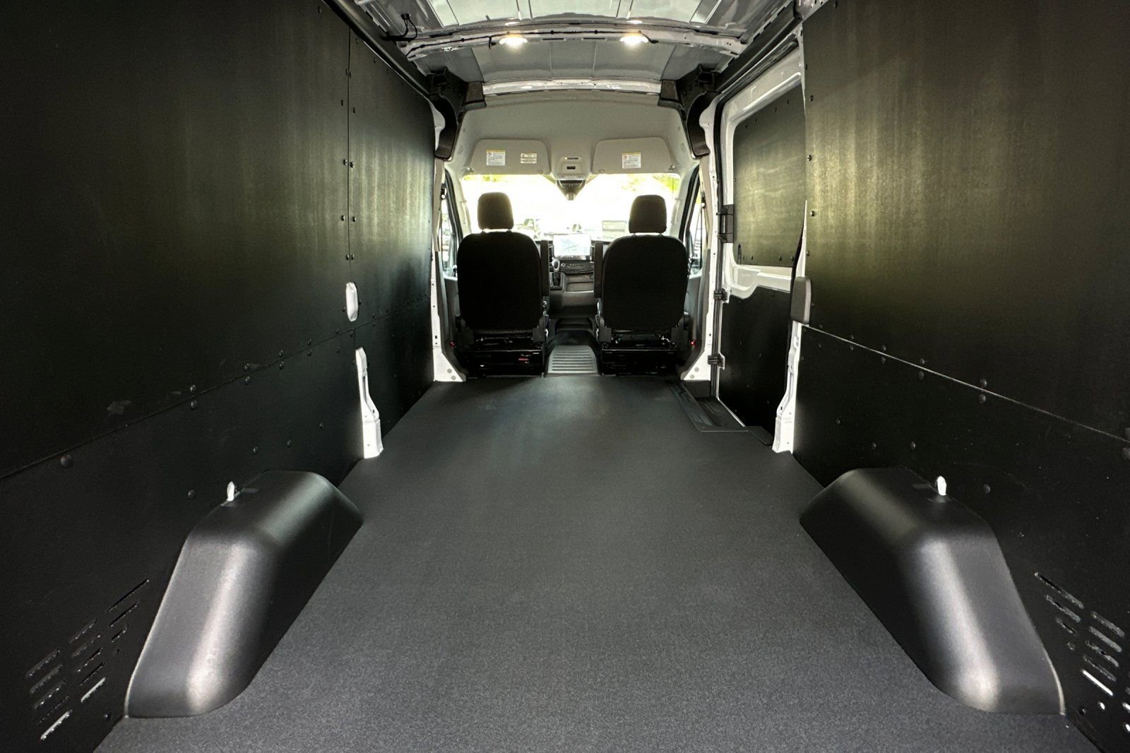 New 2026 Ford Transit 250 148 Medium Roof w/ Load Area Protection Package image 14