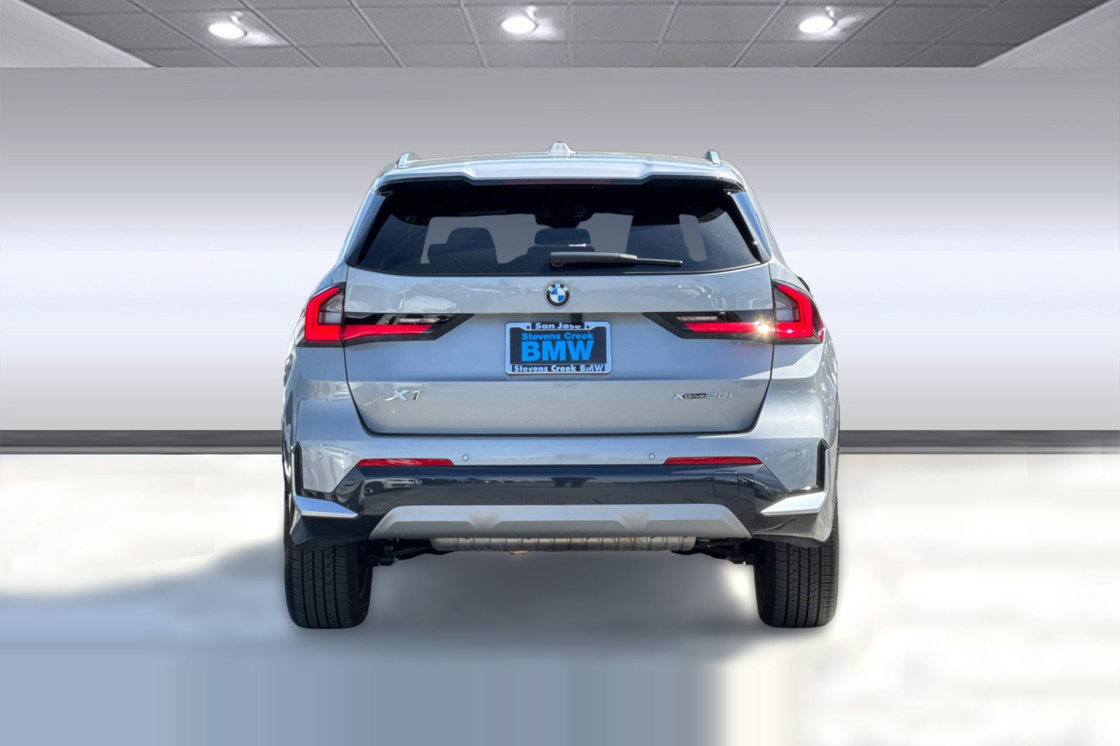 Used 2025 BMW X1 xDrive28i w/ Convenience Package image 9