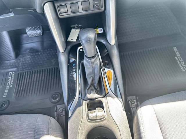 Used 2023 Toyota Corolla Cross SE image 28