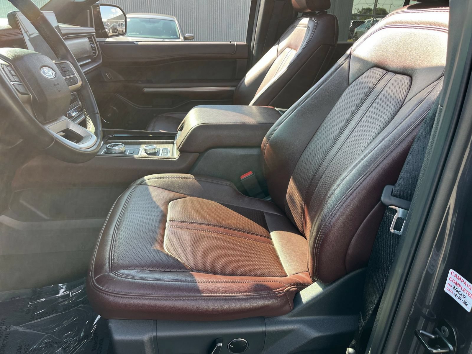 Used 2024 Ford Expedition Limited AWD/4WD image 39