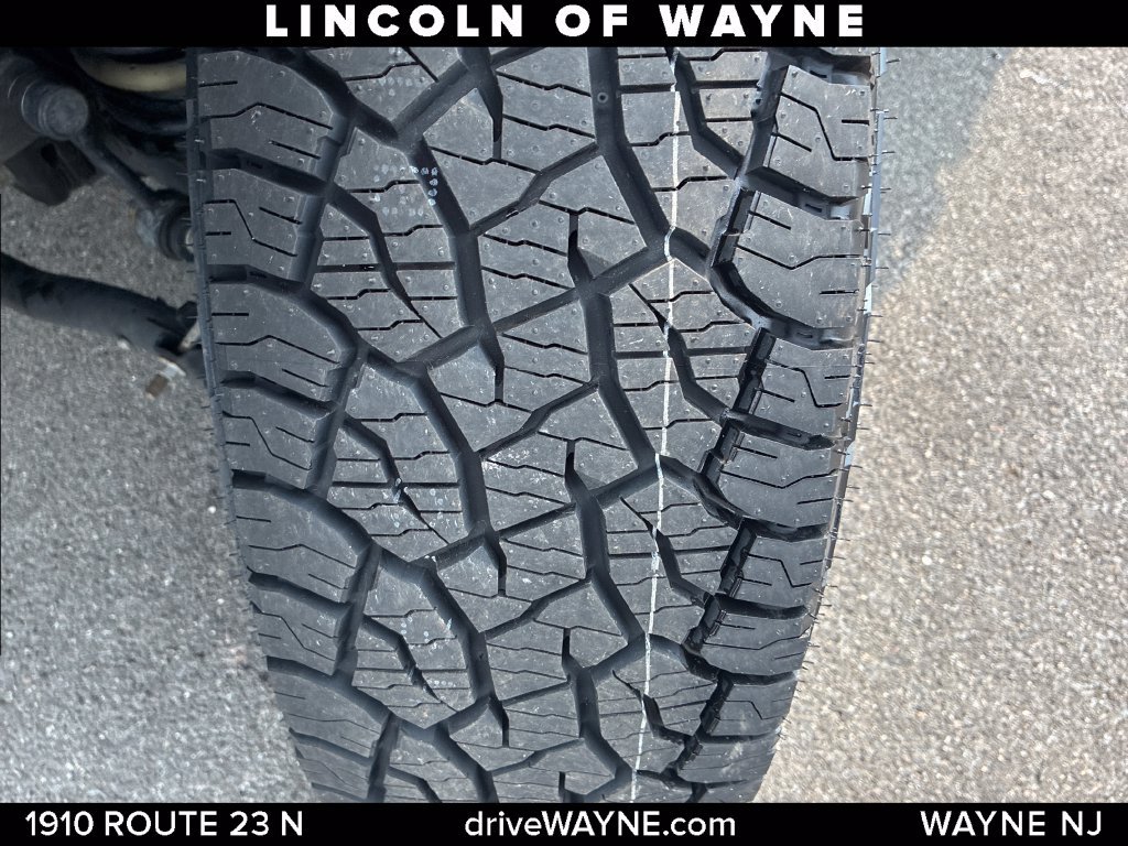 Used 2024 Jeep Wrangler Unlimited Sahara AWD/4WD image 25