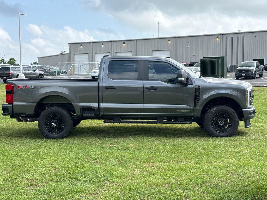 New 2026 Ford F250 XL w/ STX Appearance Package AWD/4WD image 10