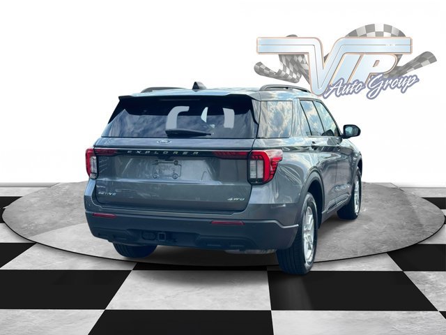 Used 2026 Ford Explorer Active AWD/4WD image 6