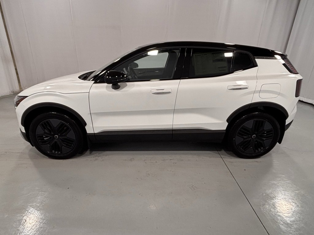 New 2026 Volvo EX30 Cross Country Ultra image 9